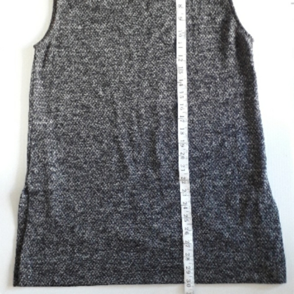 ● Banana Republic | Sweater shirt - Picture 5 of 10